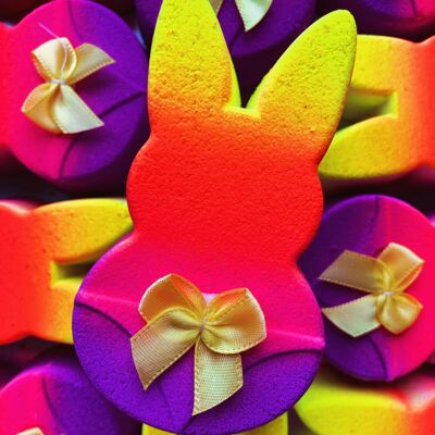 Atemberaubende fluoreszierende Badebombe „Little Bunny“