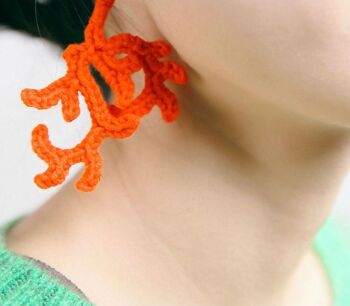 Boucle d’oreille couleur citrouille corail au crochet faite à la main 5