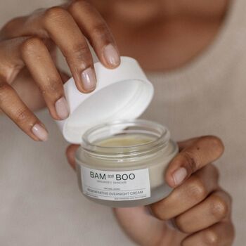 CRÈME DE NUIT RÉGÉNÉRATIVE NATURELLE ANTI-ÂGE 3