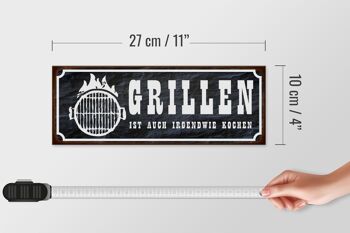 Panneau en bois indiquant 27x10cm Griller, c'est aussi cuisiner 4