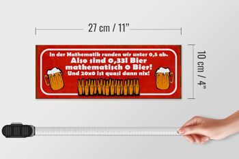 Panneau en bois indiquant 27x10cm 0,33l de bière mathématiquement 0 bière 4