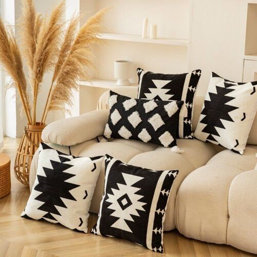 Moderner schwarz-weiß bestickter Kissenbezug │ Geometrischer dekorativer Kissenbezug im Boho-Stil │ Für Bett, Sofa, Couch