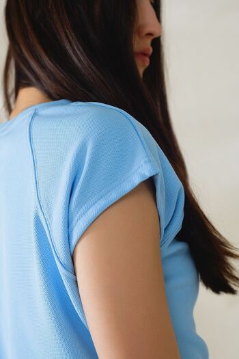 T-shirt à col rond avec logo Love sur la poitrine en point piqué bleu 5