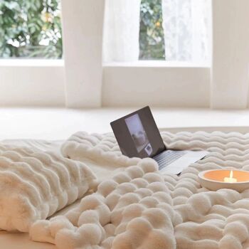 Couverture polaire en fourrure de luxe neutre │ Couvertures super confortables pour le lit │ Couverture d'hiver chaude de haute qualité comme décoration de canapé/canapé 15