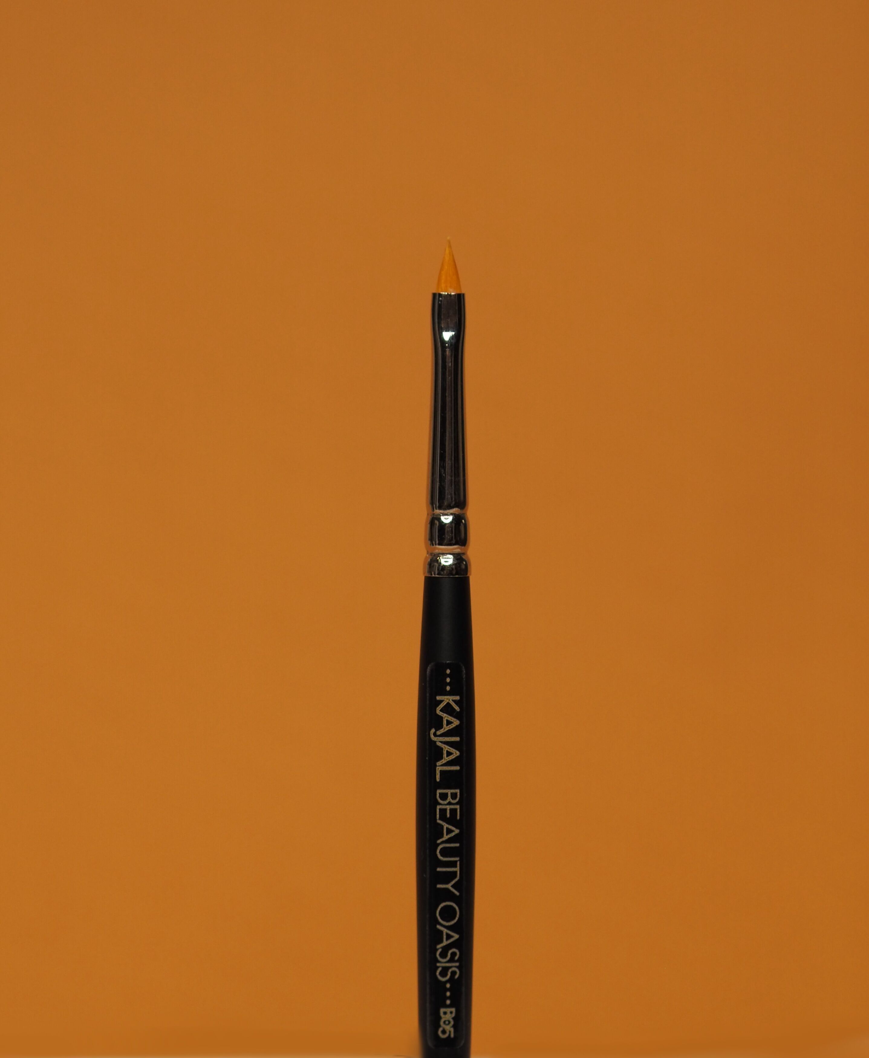 KAJAL BRUSH B05