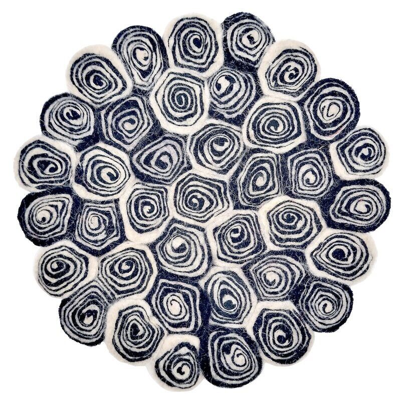 Trivet, "Marshmallow" black and white, 20cm