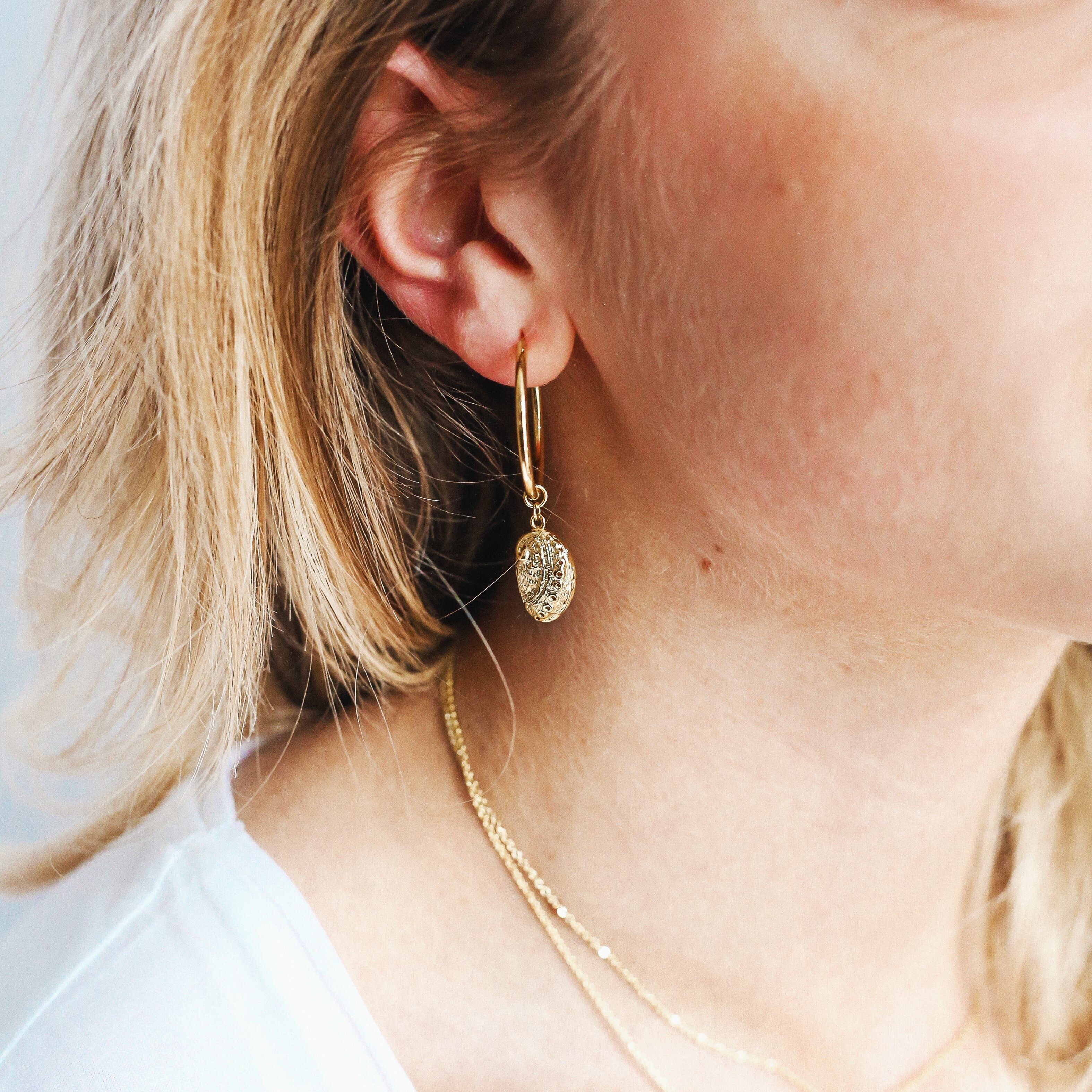 Creoles and its abalone shell - LOSTMARCH