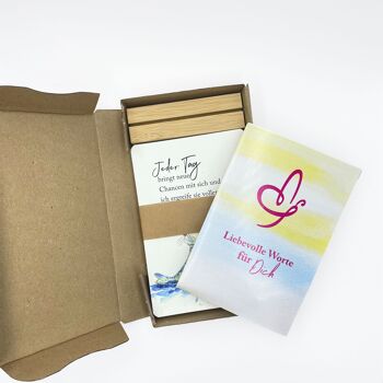 50 cartes avec des mots affectueux pour plus d'amour-propre avec un support en bois 2