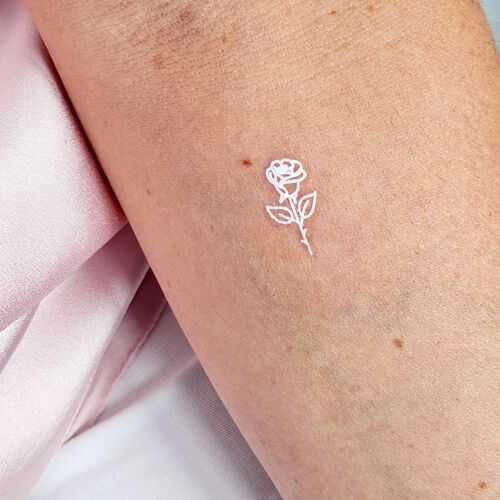 tatouage temporaire blanc rose (set de 4)