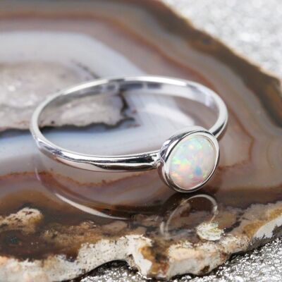 Bague en argent sterling et opale ronde - Petit/Moyen