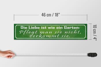 Panneau en bois disant 46x10cm L'amour comme un jardin est soigné pour la décoration 4