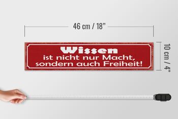 Panneau en bois 46x10cm indiquant que la connaissance n'est pas seulement une décoration de pouvoir 4