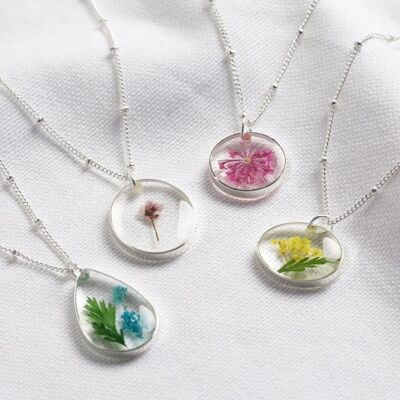 Real Pressed Birth Flower Pendant Necklace in Silver - August