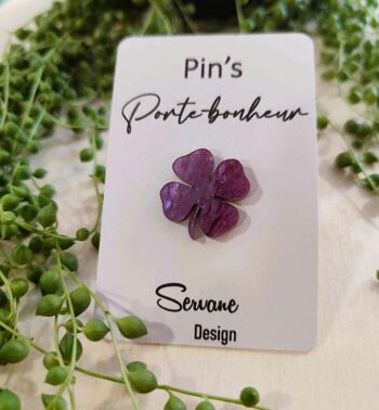 Pin's "Porte-bonheur" - Violet nacré