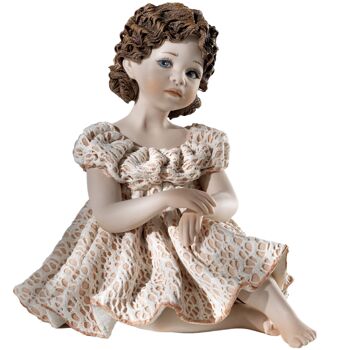 Figurine en porcelaine Sabrina, fille en robe de dentelle rose 1