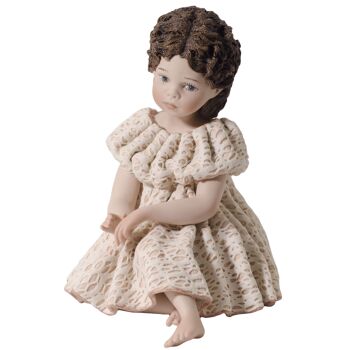 Figurine en porcelaine Sabrina, fille en robe de dentelle rose 2