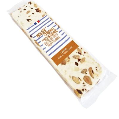 Tavoletta di Torrone Morbido alle Mandorle e Caramello “Marinière” da 50g in esposizione