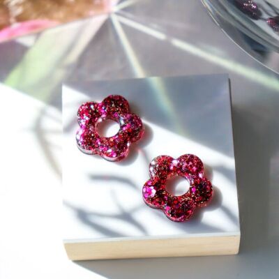 Isabelle L Pinky earrings
