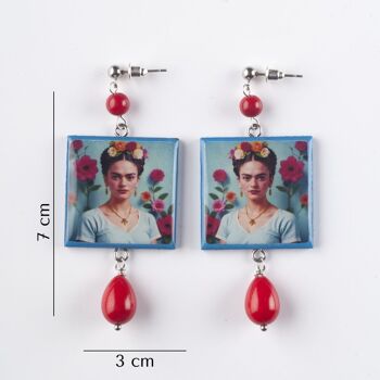 Frida Kahlo boucles d'oreilles carrées en bois bleu avec goutte et perle rouge 3