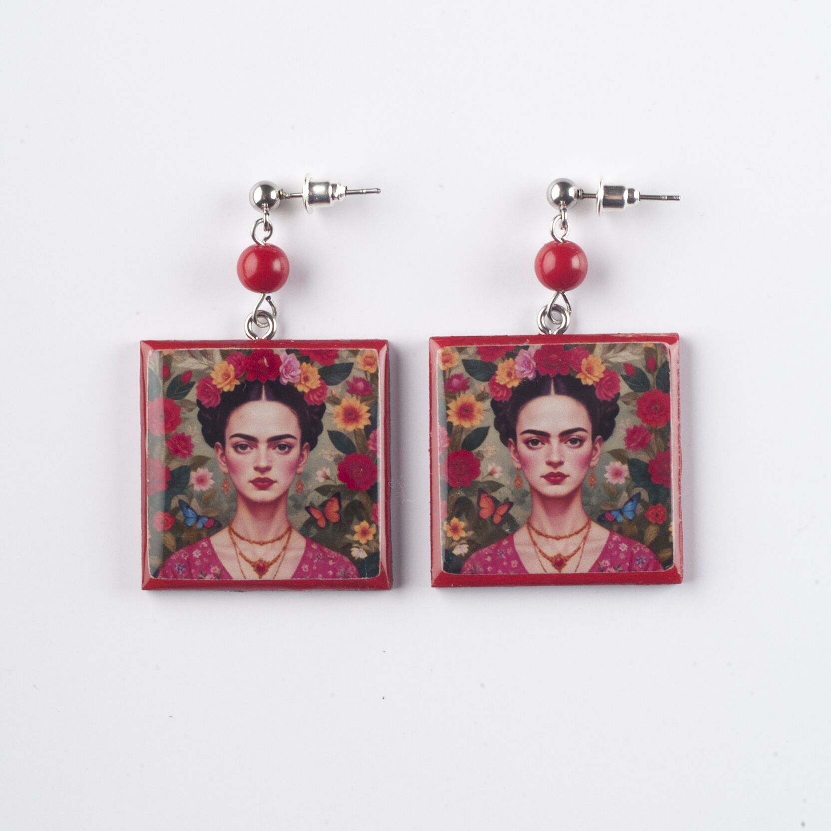 Ohrringe aus Holz und Harz – Frida Kahlo rote Quadrate mit roter Perle