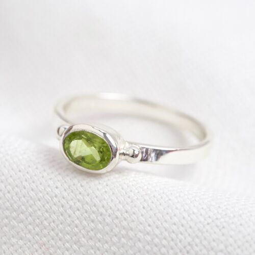 August Peridot Green Ring in Sterling Silver S/M