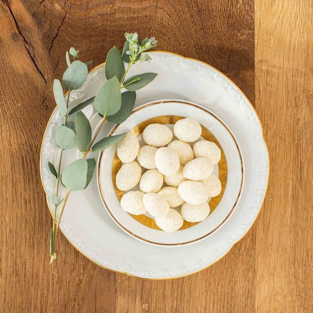 Mandorle al cocco - Noci ricoperte di cioccolato in confezione nera