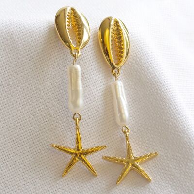 Lange Ohrringe mit Perlen und Seesternen in Gold