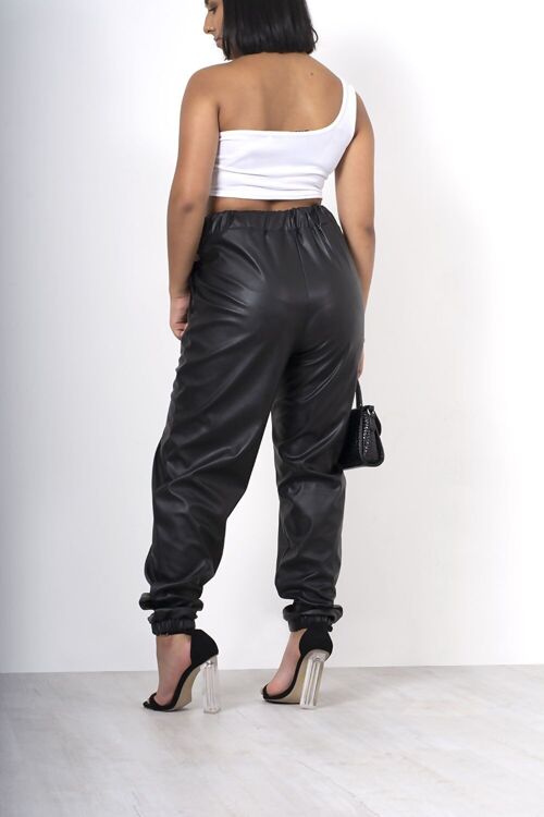 BLACK LEATHER LOOK RELAXED FIT JOGGER -TR014