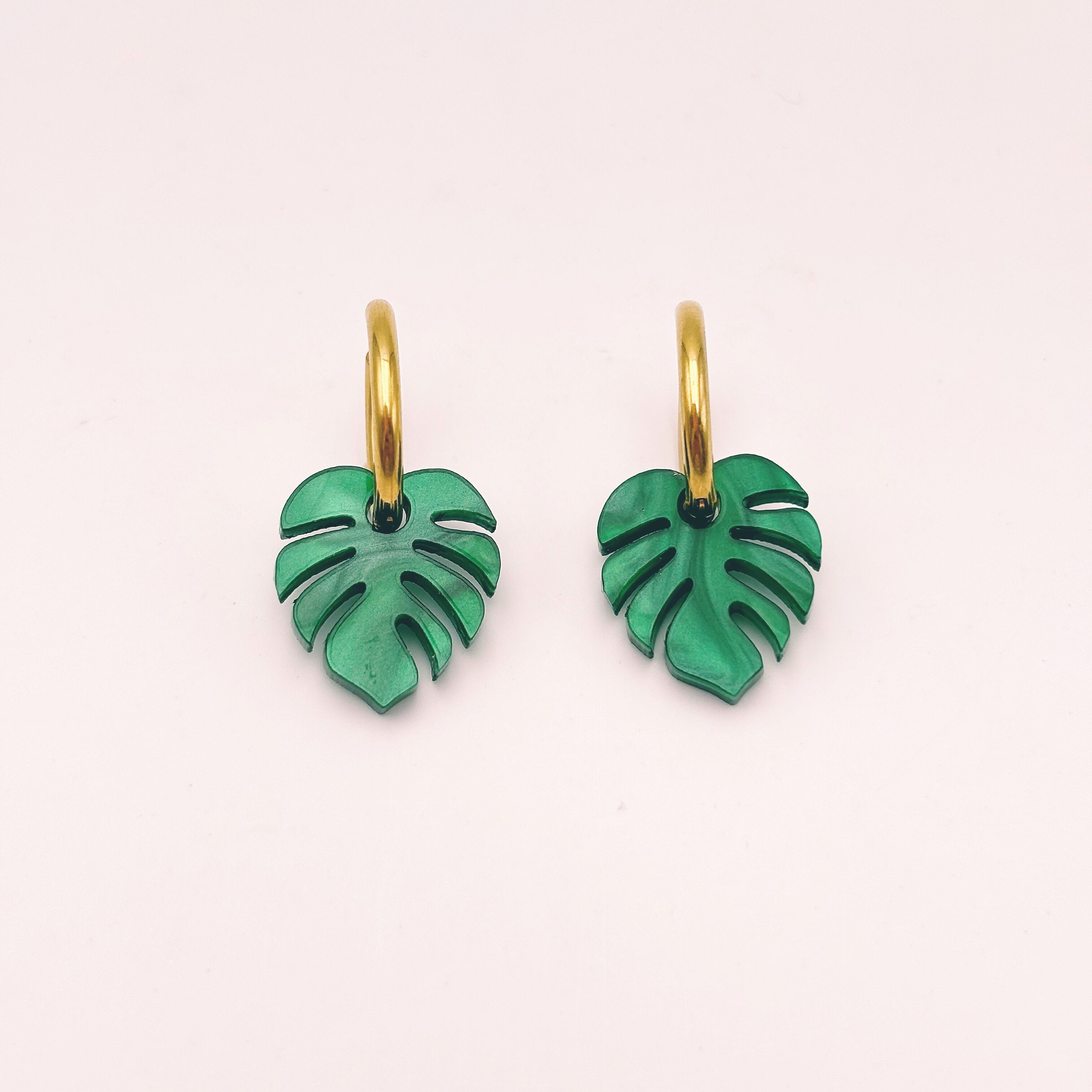 Monstera hoops