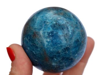 Sphère de cristal d'apatite bleue (45 mm - 60 mm) 8