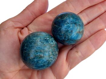 Lot de 1 kg de sphère de cristal d'apatite bleue (10-11 pièces) – (25 mm – 40 mm) 4