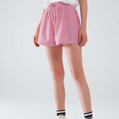 Short rayé rouge avec taille élastique et poches