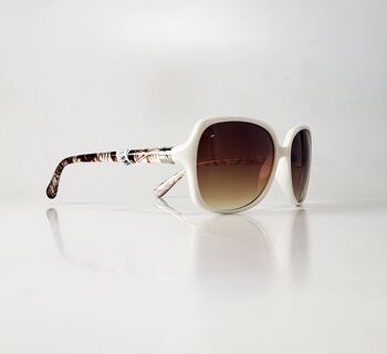 Diverses lunettes de soleil pour hommes et femmes - modèles mixtes 7
