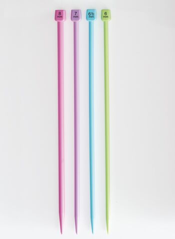 Aiguilles droites colorées plastique 40 cm n°7 1
