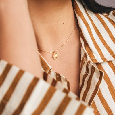 Asri Sea Turtle Necklace - Gold