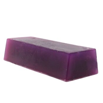 ASoap-08a - Géranium - Violet - Pain de savon aux huiles essentielles 1.3kg - Vendu en 1x unité/s par extérieur