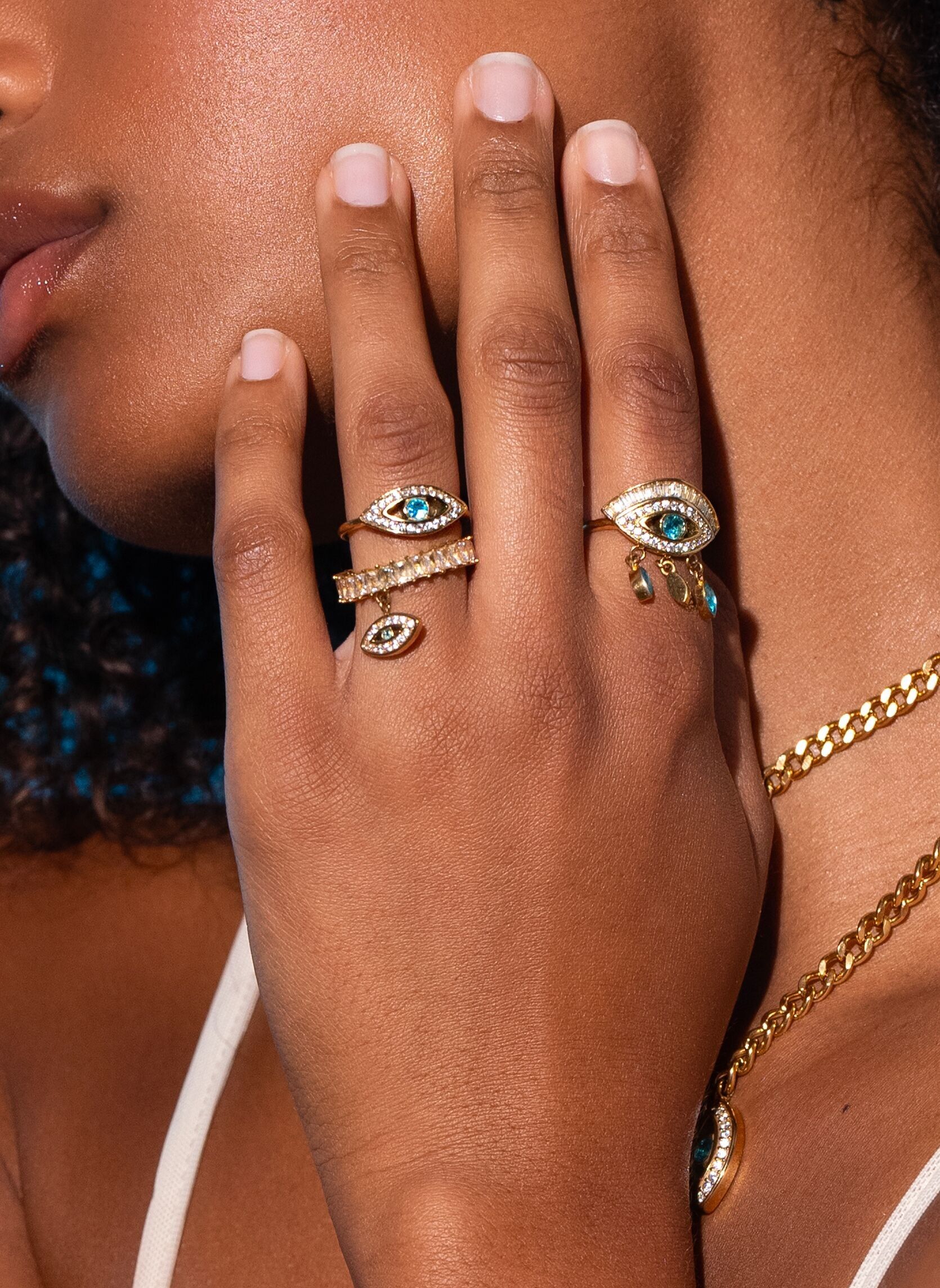 Bellissimo anello Nefertari