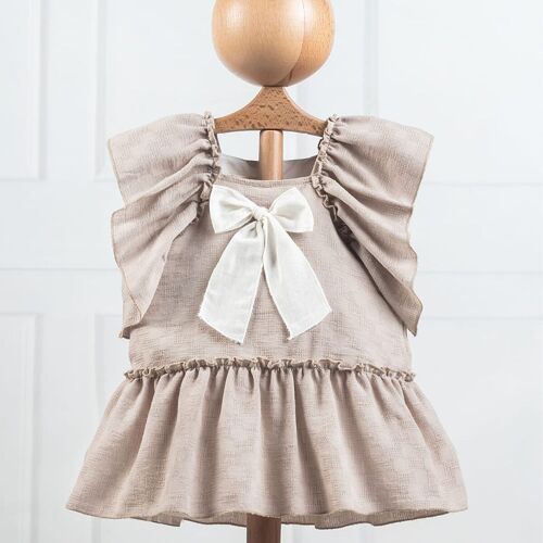 A Pack of Four Sizes Girl Natural Ruffled Linen Dress