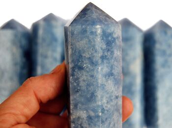 Tour de calcite bleue (110 mm) 9