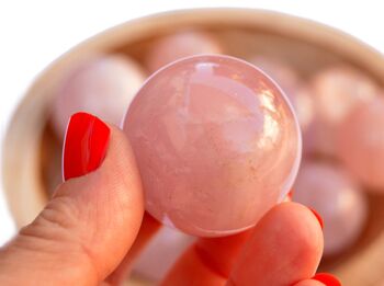 Sphère de cristal de quartz rose (25 mm - 40 mm) 5