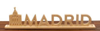 Madrid, lettre en bois souvenir standard avec Edificio Metropolis : peut être personnalisé avec des photos et des billets 3