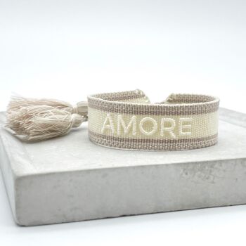 Bracelet déclaration AMORE tissé, crème brodée 4