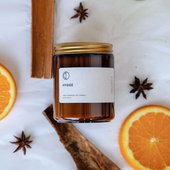 Hygge (Orange + Épices) | Bougie en pot d'ambre 2