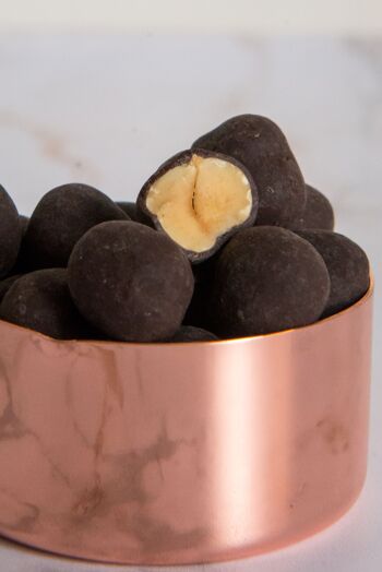 Noisettes du Piémont enrobées de Chocolat Noir 70% - Format 200 grammes 1