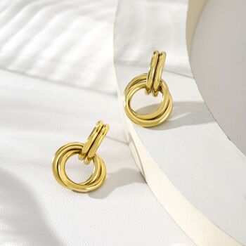 Boucles d'oreilles anneaux pendants dorés 2