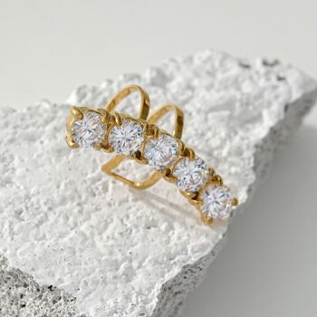 Bijou d'oreille earcuff doré avec 5 oxydes de zirconium 3