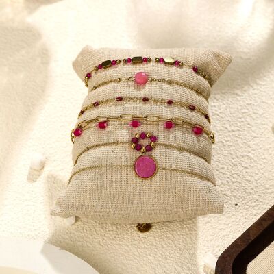 Set de 6 pulseras de cadena de oro con piedras fucsia