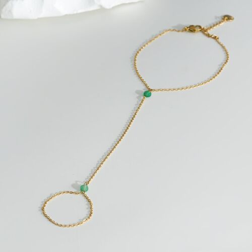 Bracelet bague chaîne dorée avec deux cristaux verts