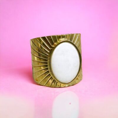 Anpassbarer Ring „MADELEINE“ mit weißem Achat