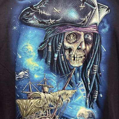 # 17 T-shirt con teschio "Pirati oscuri".